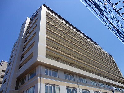 Hospital. 2108m until Machida Municipal Hospital (Hospital)