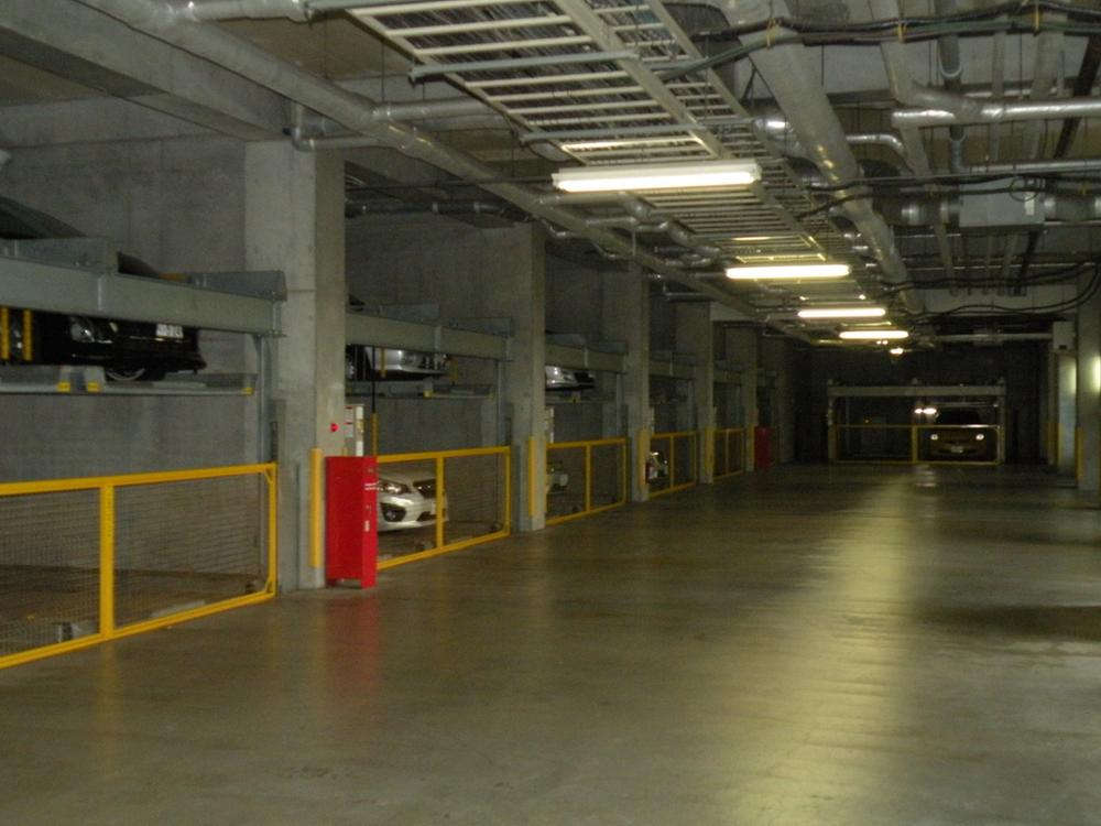 Parking lot