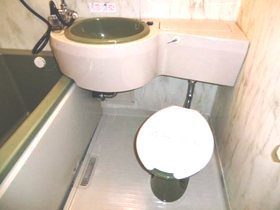 Toilet. 3-point unit ☆ Cleaning is also a breeze