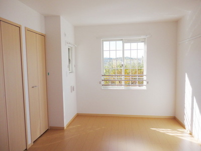 Other room space.  ☆  Sunny  ☆ 