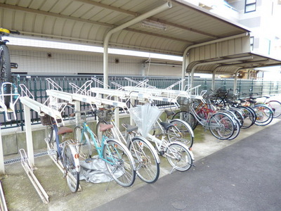 Other common areas.  ☆  Put the bicycle  ☆ 