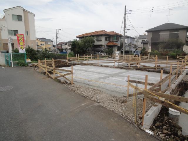 Local appearance photo. 4 Building