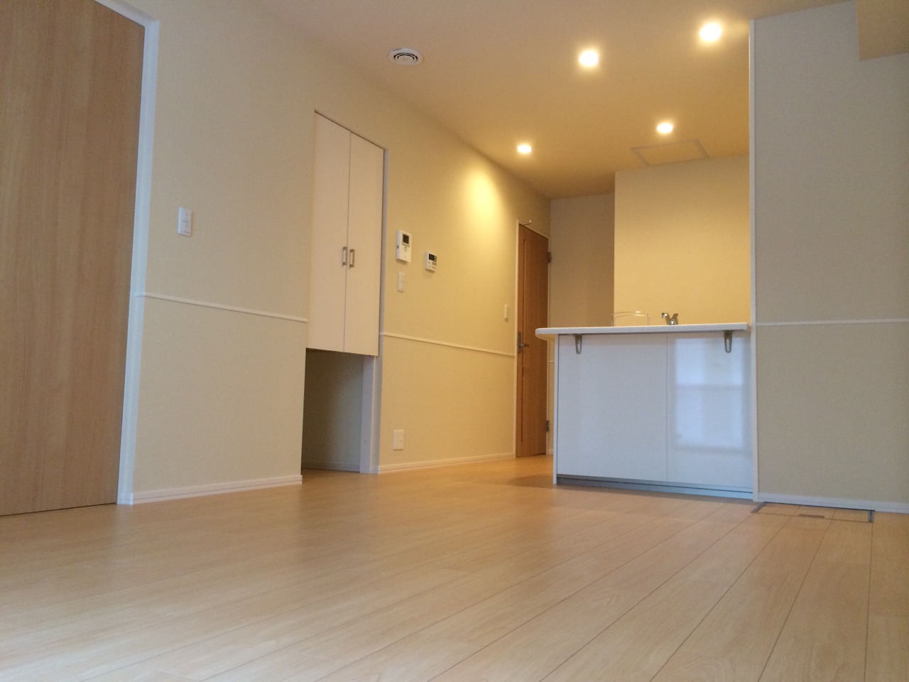 Living and room. Spacious 13.1 Pledge of living