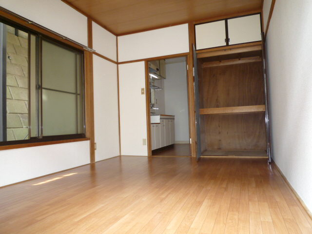 Living and room. Western style room