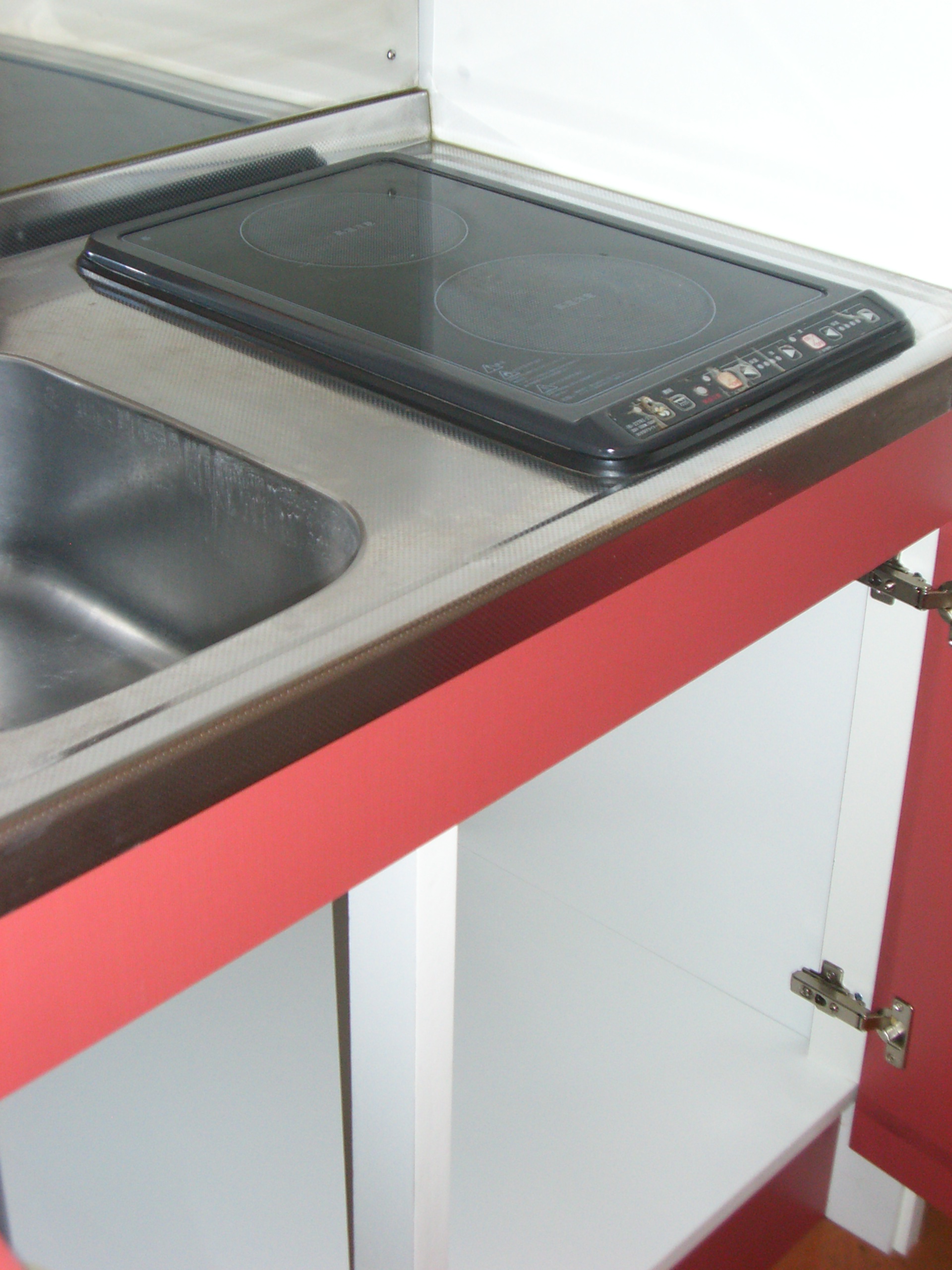 Kitchen. Two-burner stove