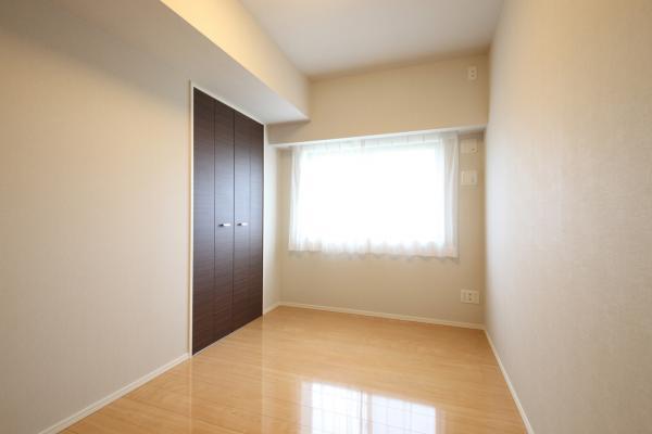 Non-living room
