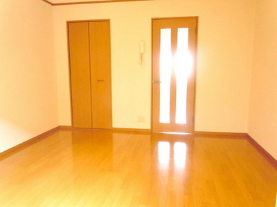 Other room space.  Clean room