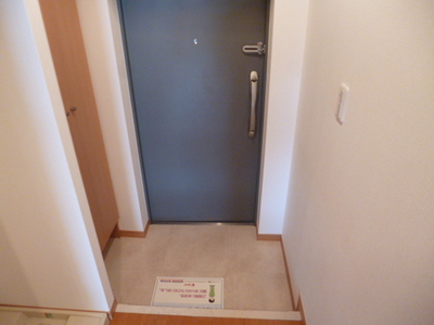 Entrance.  ☆ Shoe box equipped ☆ 