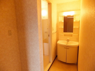 Washroom. ☆ Independent wash basin ☆