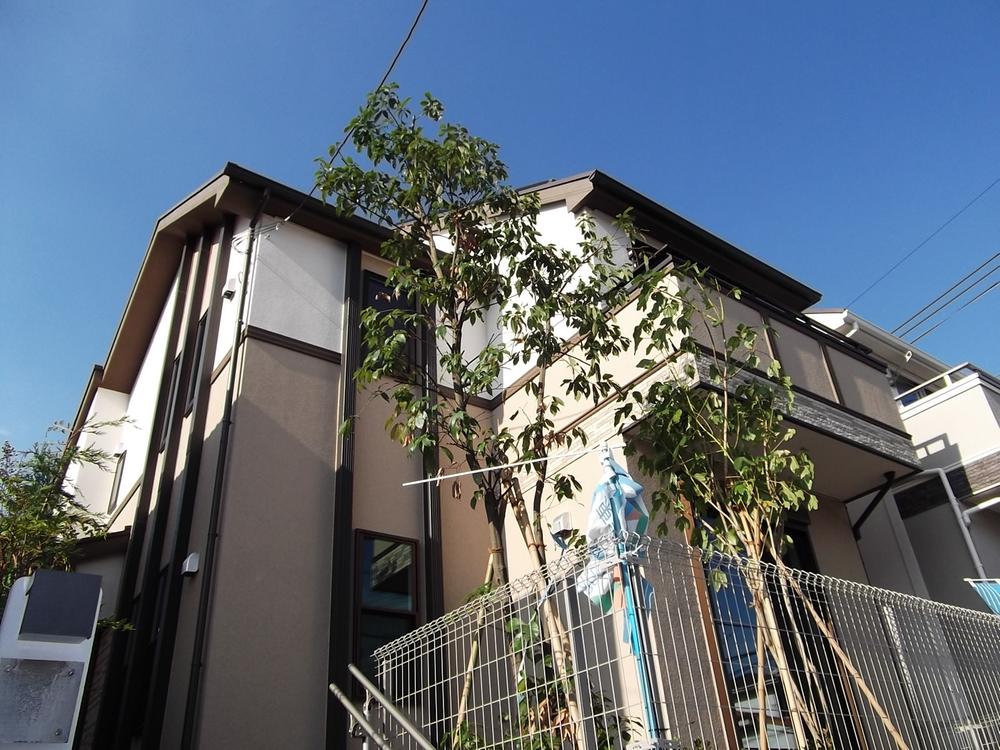 Local appearance photo. The appearance from the southwest side