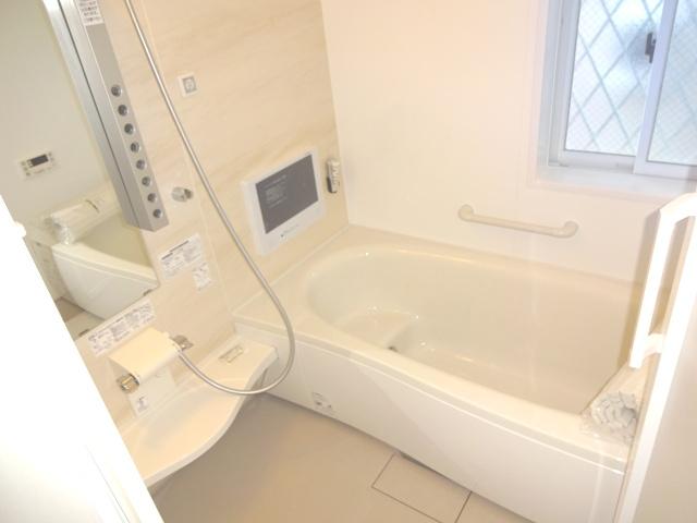 Bathroom. Building 2 Bathroom