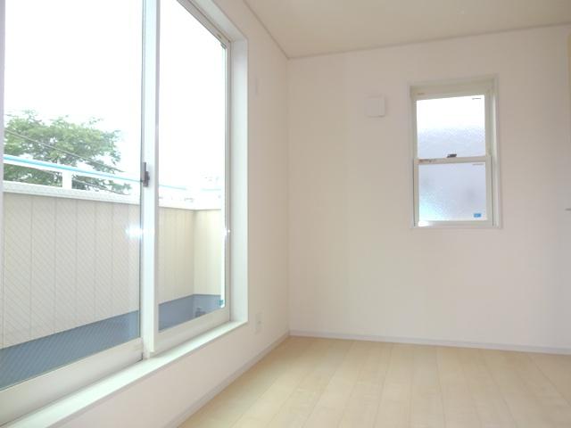 Non-living room. Building 2 Western style room