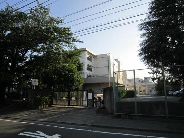 Primary school. Narusedai until elementary school 1790m