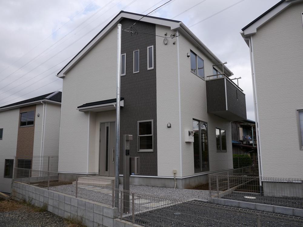 Local appearance photo