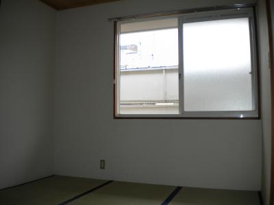 Other room space. Japanese-style room 4.5 Pledge