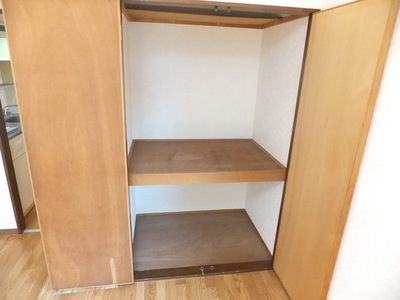 Receipt.  ☆  Spacious storage  ☆