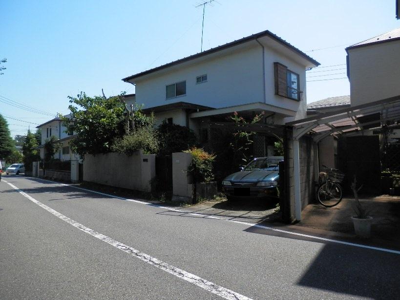 Local photos, including front road. Local (September 2013) Shooting