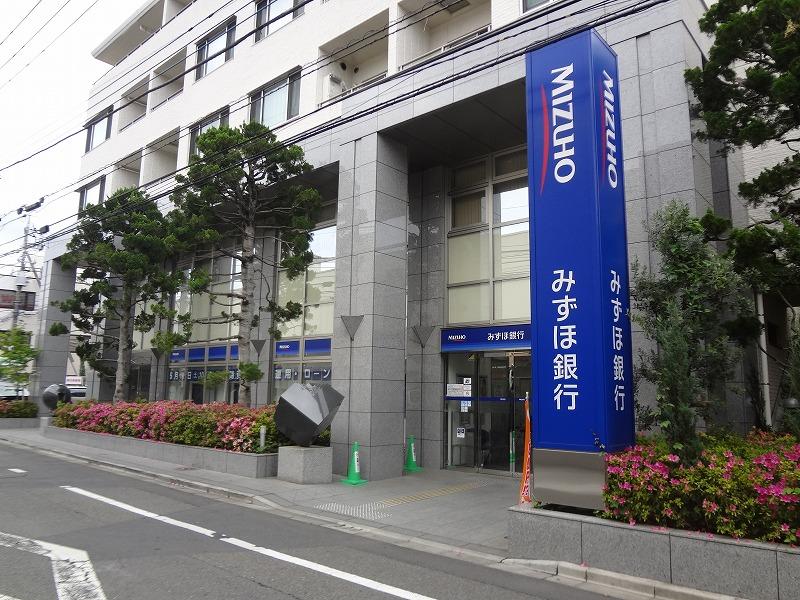 Bank. Mizuho 719m to Bank (Bank)