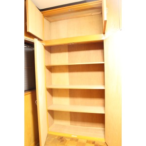 Other room space. Western style room