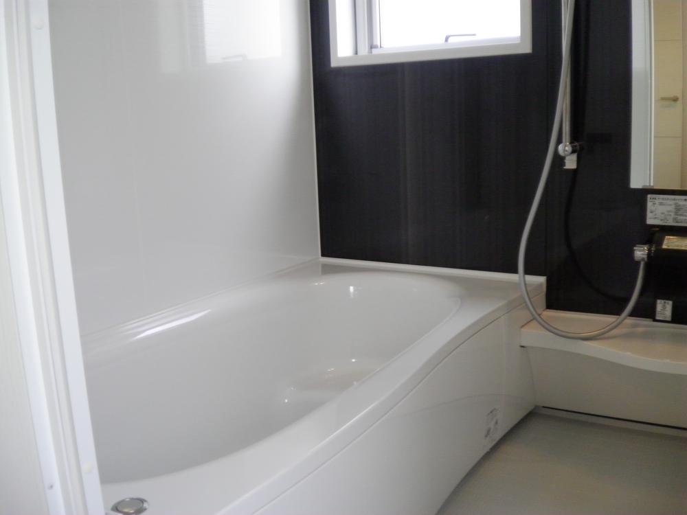 Bathroom. Indoor (10 May 2013) Shooting