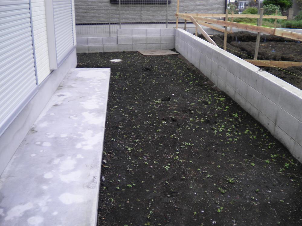 Garden. Local (10 May 2013) Shooting