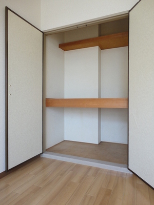 Receipt. Storage with depth! It organized a breeze to put even storage box