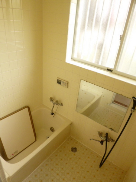 Bath.  ☆ Bathing is happy with window ☆