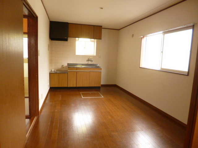 Other room space.  ☆ Bright rooms with two faces lighting ☆