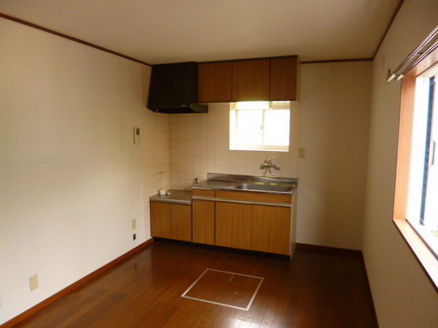 Living and room.  ☆ Bright living in a corner room ☆