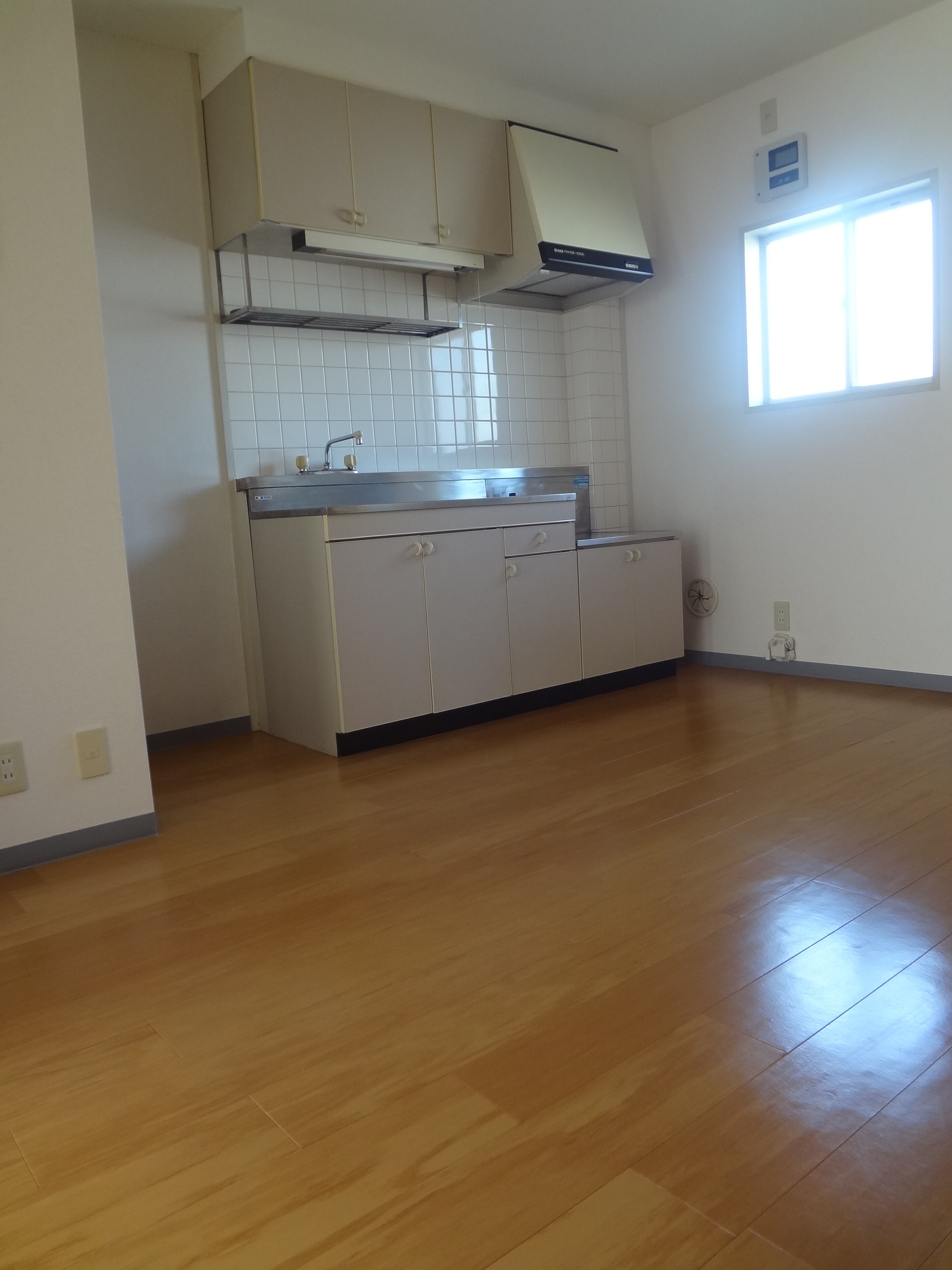 Living and room. dining kitchen ☆ 