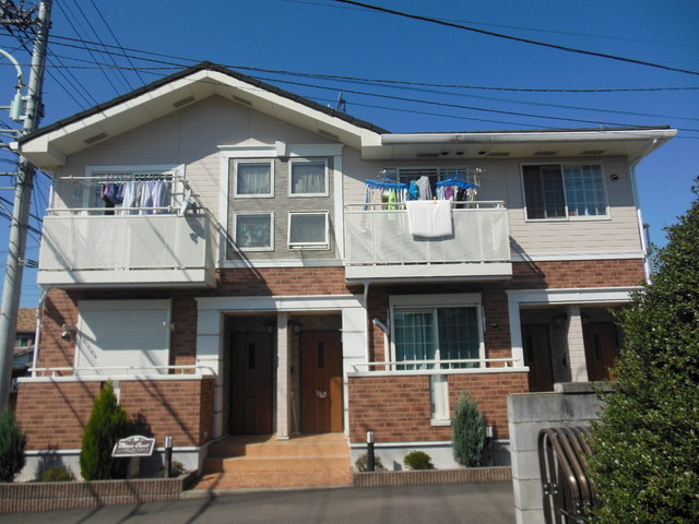 Building appearance. No renewal fee property