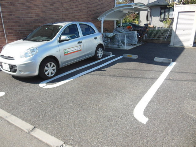 Parking lot. On-site parking