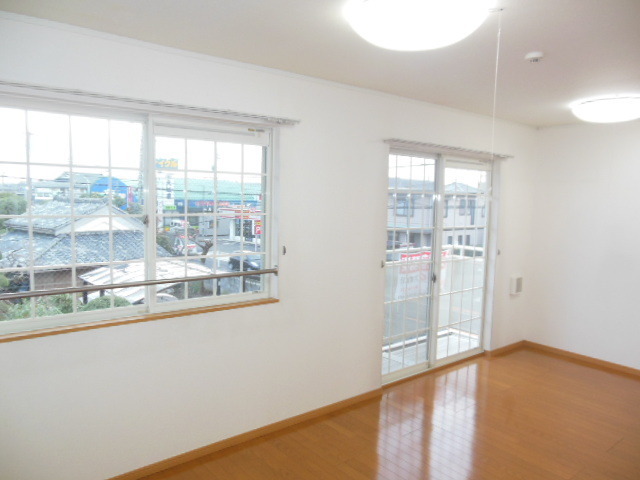 Living and room. Bright and clean rooms