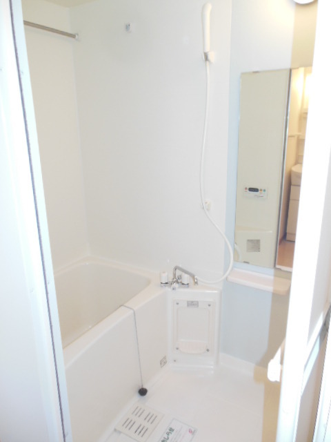 Bath. Beautiful bathroom