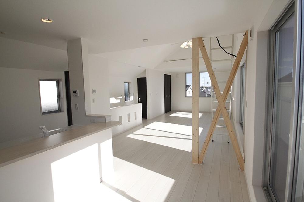 Living. Indoor (12 May 2013) Shooting