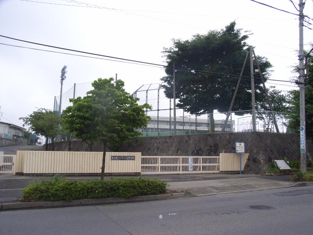 Junior high school. Kiso junior high school