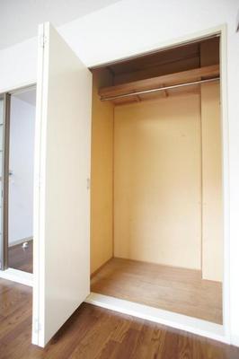 Receipt. Spread of the storage rooms is glad the room. 