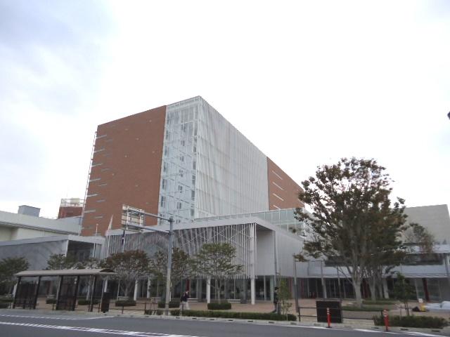 Government office. 600m until Machida City Hall