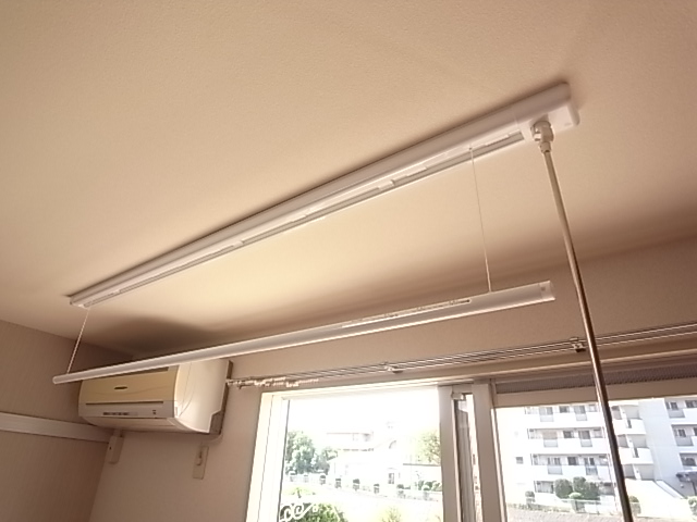 Other Equipment. ceiling Clothes hook