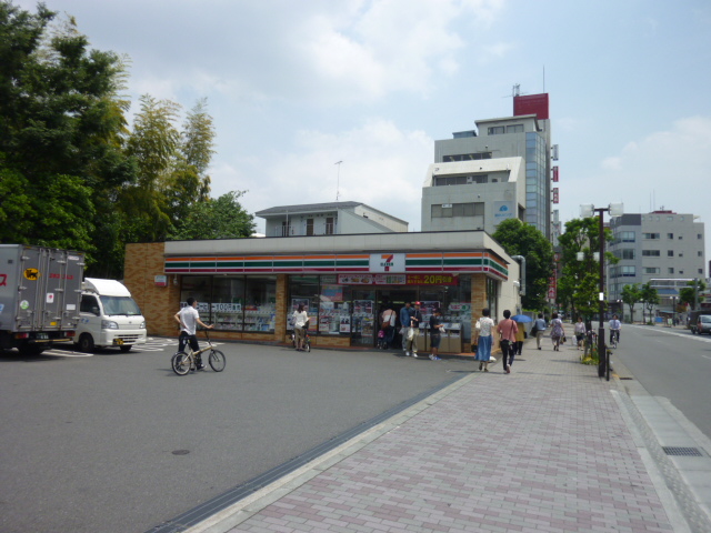 Convenience store. Seven-Eleven Machida citizen hall before store (convenience store) up to 100m