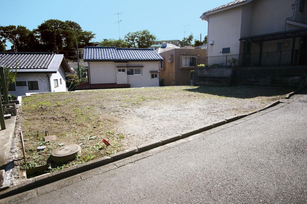 Local land photo. View ・ Good quiet residential area is green is pleasant is the living environment empty abandon felt comfortable life stages of Hito