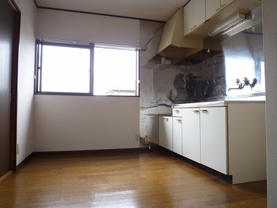 Living and room. Dining kitchen (6 quires)