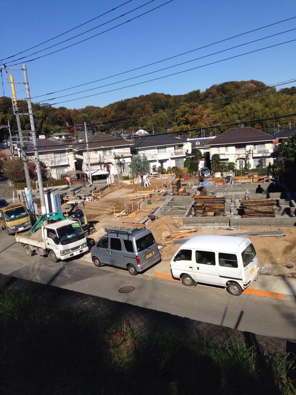 Local photos, including front road. Local (11 May 2011) Shooting