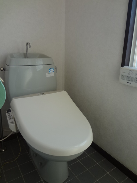 Toilet. Toilet Madoyu! Warm water washing toilet seat ☆