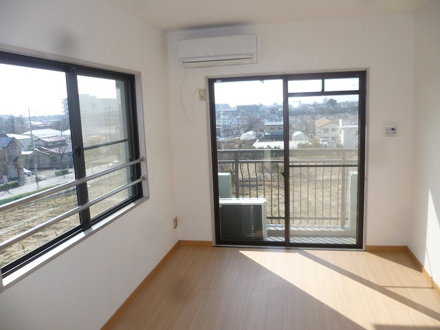 Other room space. bedroom