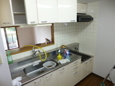 Kitchen.  ☆ Popular counter kitchen ☆ 