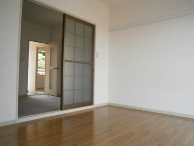 Living and room. South Western-style