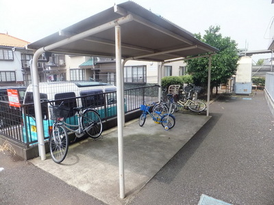Other common areas. Bicycle parking on site