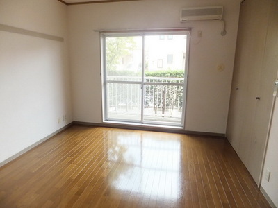 Other Equipment. There is a single air-conditioned Western-style