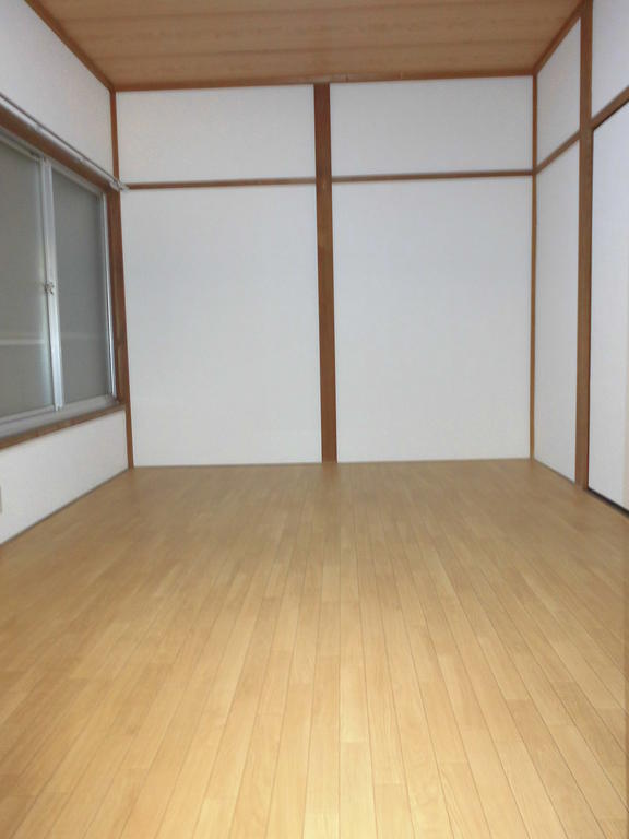 Living and room. Reference photograph ・ Same building equipment